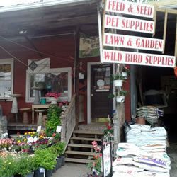 Farmers feed and outlet pet supply